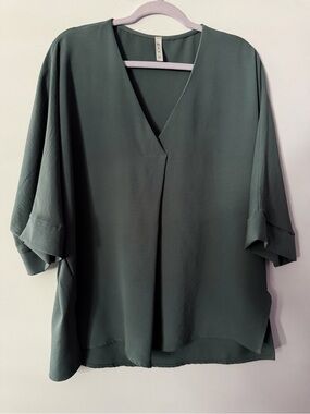 mts Olive Green V-Neck Dolman Sleeve Tunic